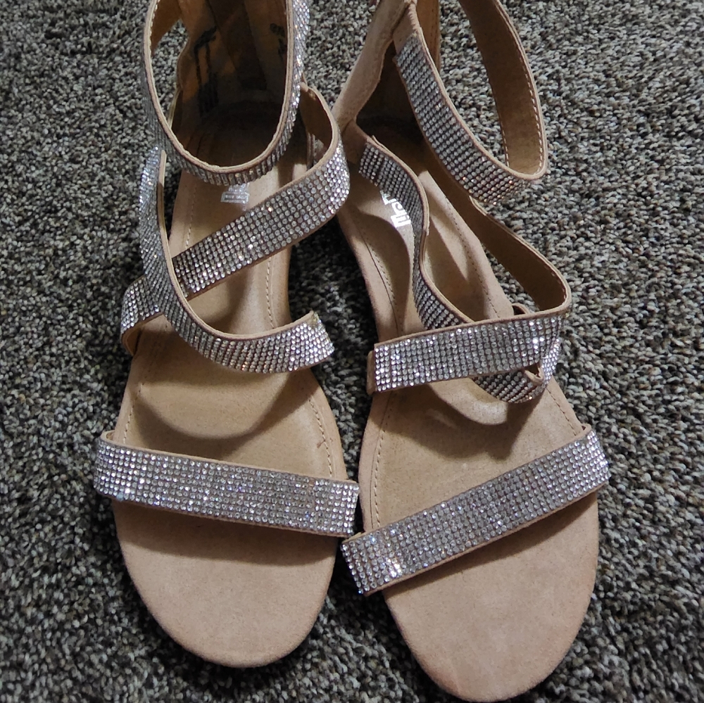 Womens sandals